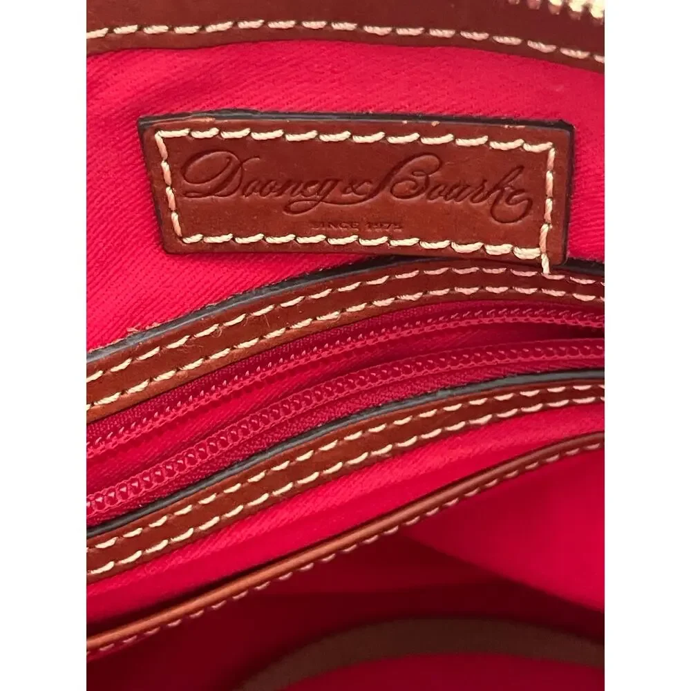 Classic Dooney & Bourke Pebble Grain Zip Satchel Leather Bag